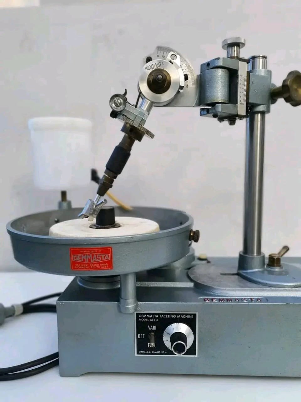 Gemmasta GFE3 Faceting Machine For Sale. - Image 3