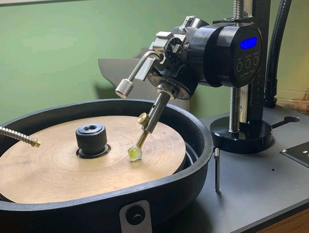 Ultratec V5 digital faceting machine - Image 2