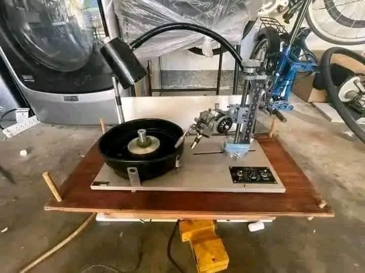 ULTRATEC V2 FACETING MACHINE USED WORKING CONDITION.